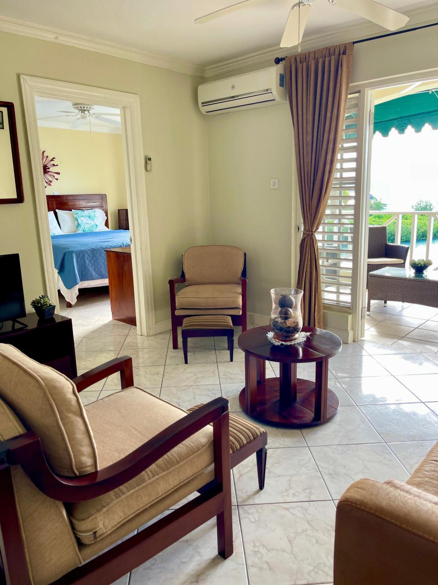 Luxury Apartments And Rooms,The Lagoons Montego Bay Exterior foto