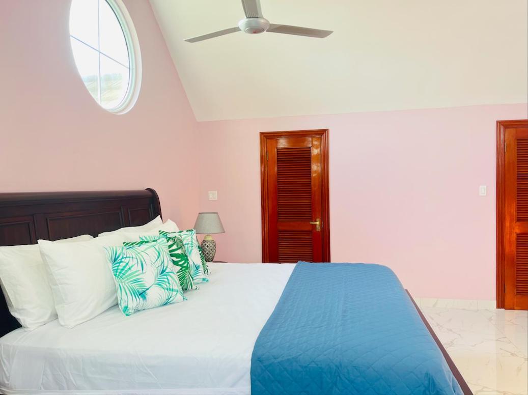 Luxury Apartments And Rooms,The Lagoons Montego Bay Exterior foto